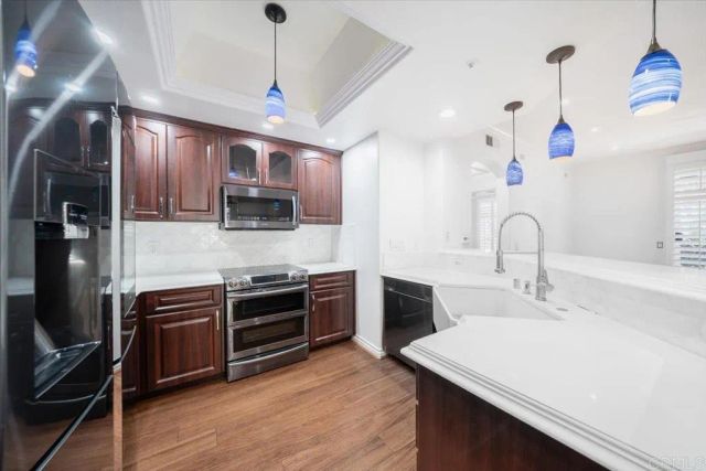4155 Executive Drive E111, La Jolla, CA 92037