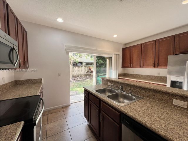5906 Woodlands Boulevard, Tamarac, FL 33319