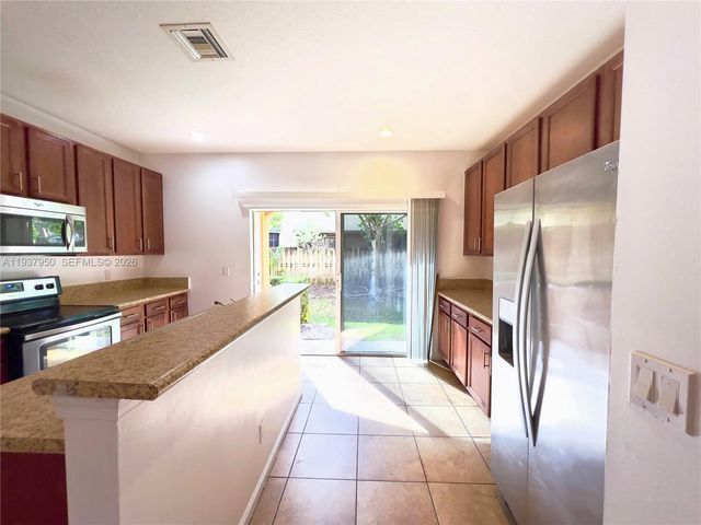 5906 Woodlands Boulevard, Tamarac, FL 33319