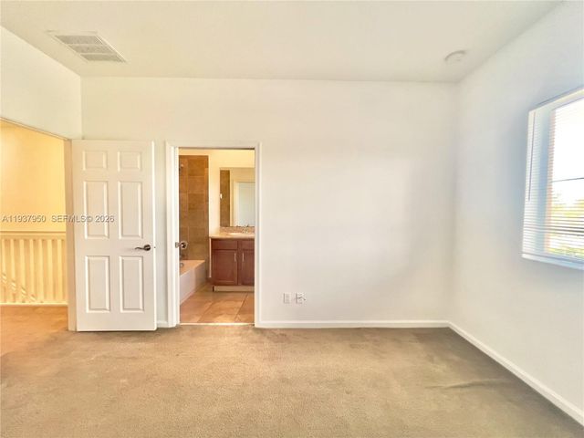 5906 Woodlands Boulevard, Tamarac, FL 33319