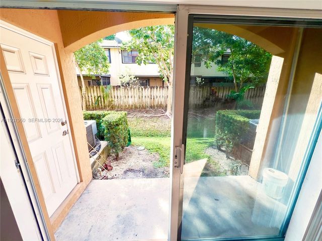 5906 Woodlands Boulevard, Tamarac, FL 33319