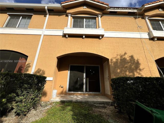 5906 Woodlands Boulevard, Tamarac, FL 33319