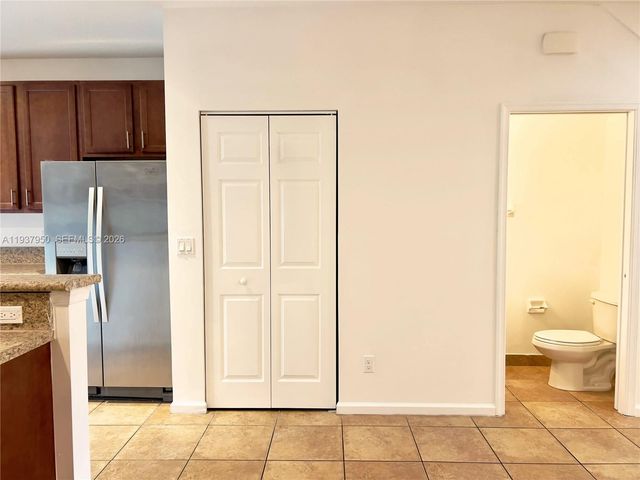 5906 Woodlands Boulevard, Tamarac, FL 33319