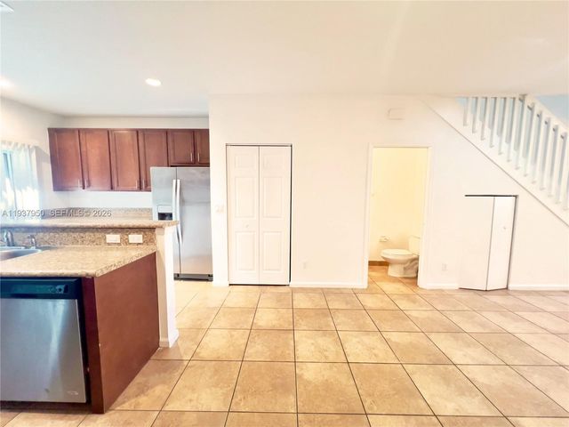 5906 Woodlands Boulevard, Tamarac, FL 33319