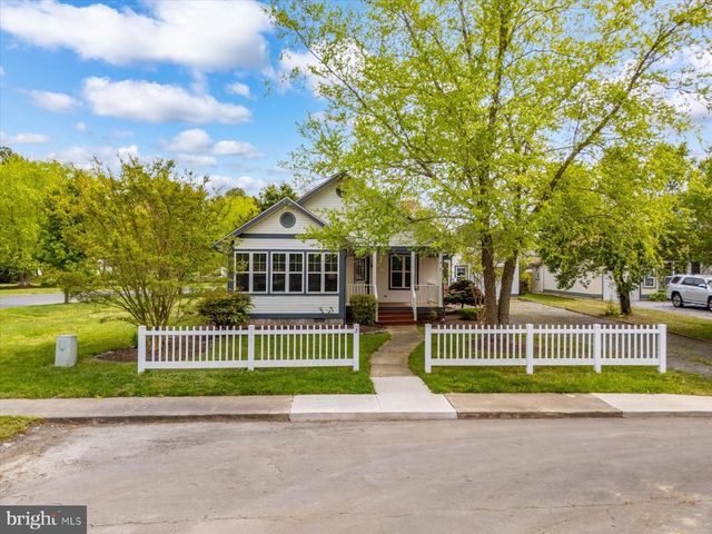 2 JOHNS CT, Ocean View, DE 19970