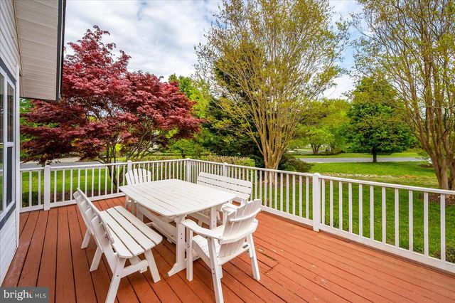 2 JOHNS CT, Ocean View, DE 19970