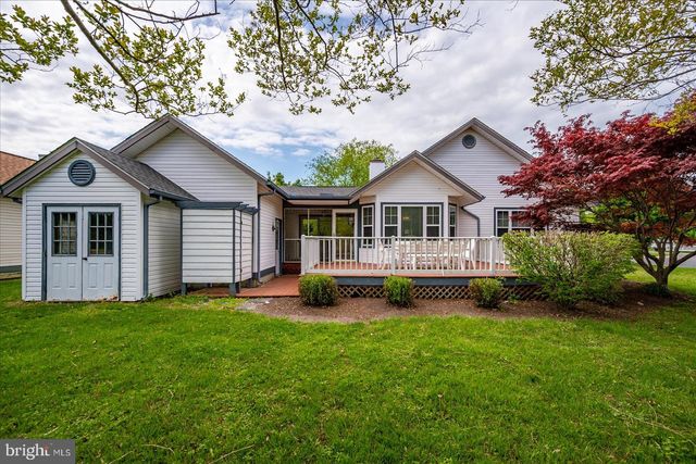 2 JOHNS CT, Ocean View, DE 19970