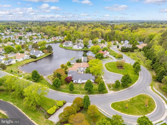 2 JOHNS CT, Ocean View, DE 19970