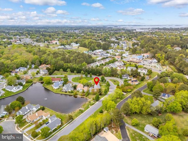 2 JOHNS CT, Ocean View, DE 19970