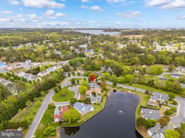 2 JOHNS CT, Ocean View, DE 19970