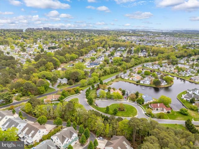 2 JOHNS CT, Ocean View, DE 19970