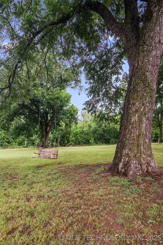 17995 S 4160 Road, Claremore, OK 74017