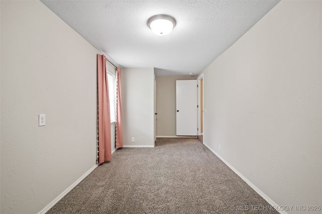 17995 S 4160 Road, Claremore, OK 74017