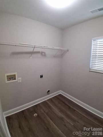 8214 Deodora Cedar Lane, Charlotte, NC 28215