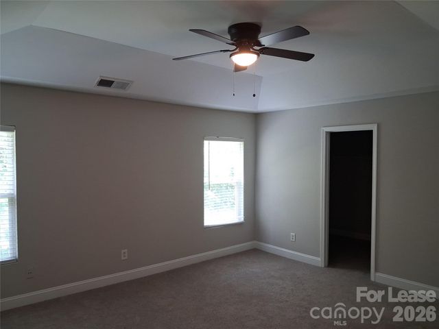 8214 Deodora Cedar Lane, Charlotte, NC 28215