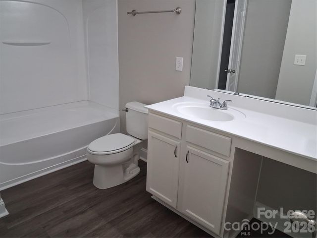 8214 Deodora Cedar Lane, Charlotte, NC 28215