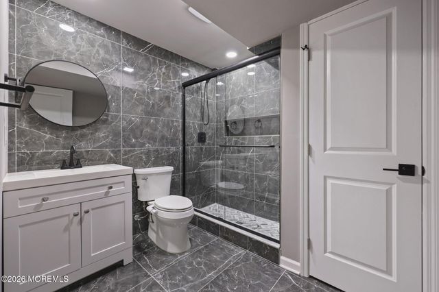 319 Tulip Court, Marlboro, NJ 07746