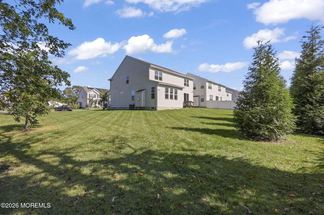 319 Tulip Court, Marlboro, NJ 07746