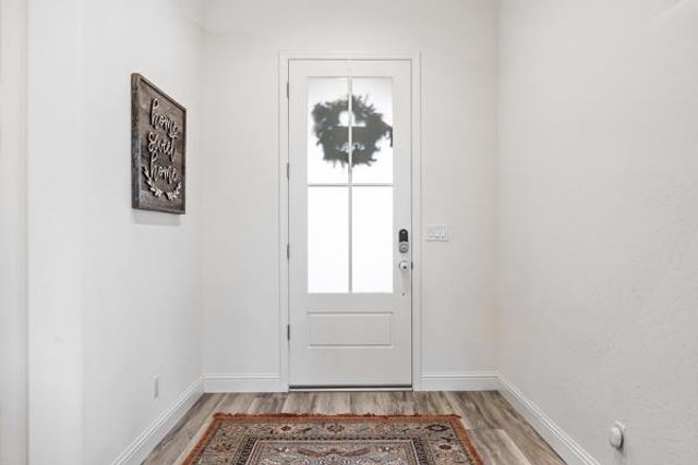 1667 Las Rosas Avenue, Clovis, CA 93612