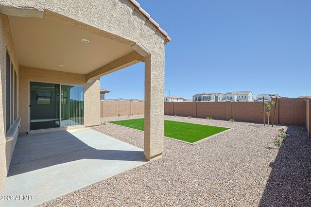 7671 W SMOKETREE Drive, Peoria, AZ 85383