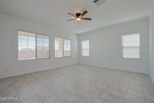7671 W SMOKETREE Drive, Peoria, AZ 85383