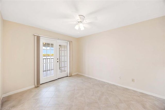 1015 Mainsail DR 112, Naples, FL 34114