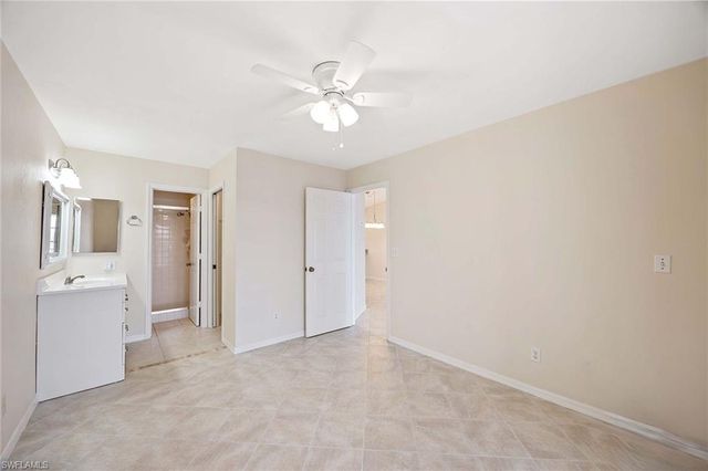 1015 Mainsail DR 112, Naples, FL 34114