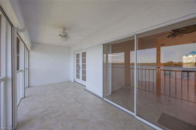 1015 Mainsail DR 112, Naples, FL 34114
