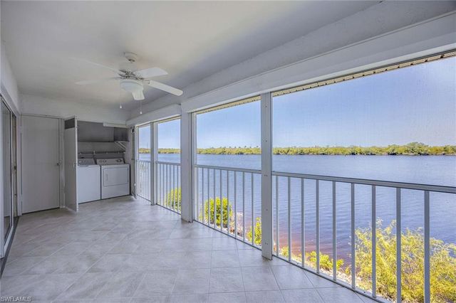 1015 Mainsail DR 112, Naples, FL 34114