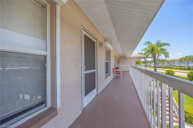 1015 Mainsail DR 112, Naples, FL 34114