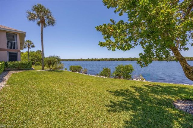 1015 Mainsail DR 112, Naples, FL 34114