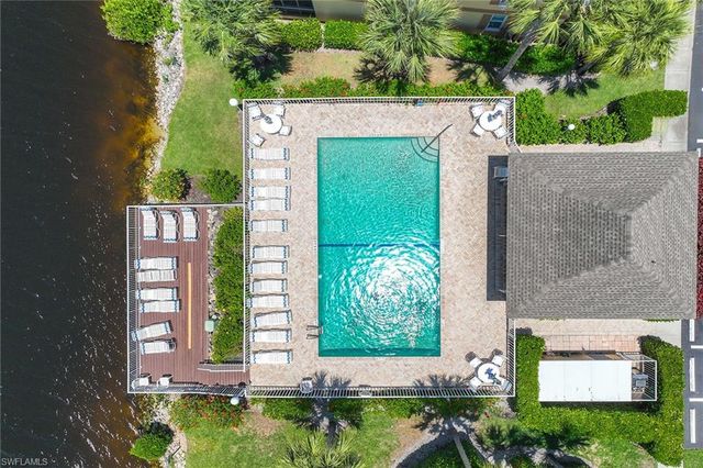 1015 Mainsail DR 112, Naples, FL 34114