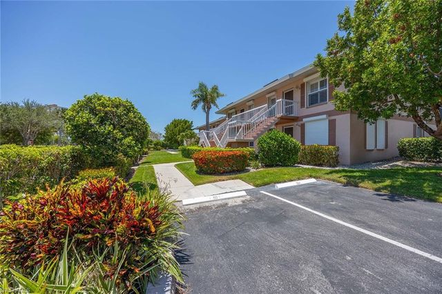 1015 Mainsail DR 112, Naples, FL 34114