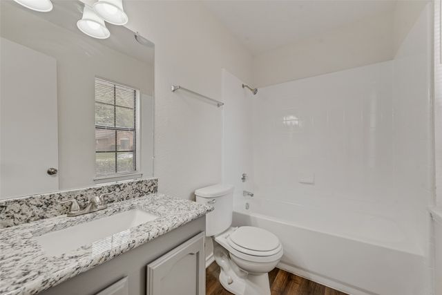 1362 Southridge Drive, Lancaster, TX 75146