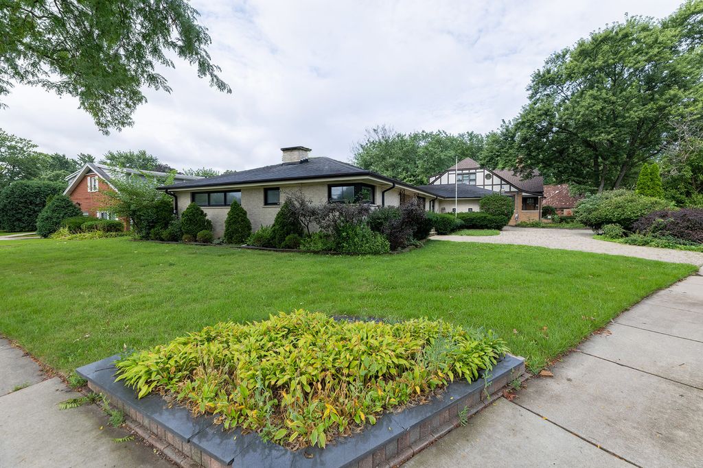 1501 W TALCOTT Road, Park Ridge, IL 60068 — photo 2