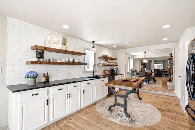 7164 Tichigan ROAD, Waterford, WI 53185