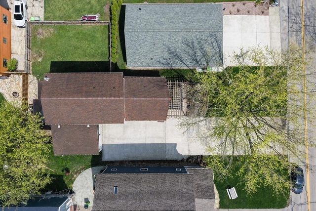 7164 Tichigan ROAD, Waterford, WI 53185