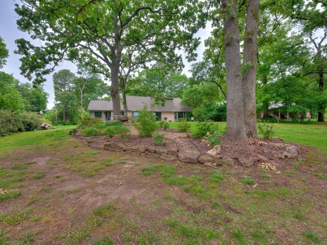 560 N 4395, Pryor, OK 74361