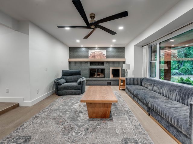 560 N 4395, Pryor, OK 74361