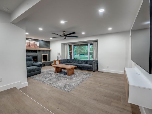 560 N 4395, Pryor, OK 74361