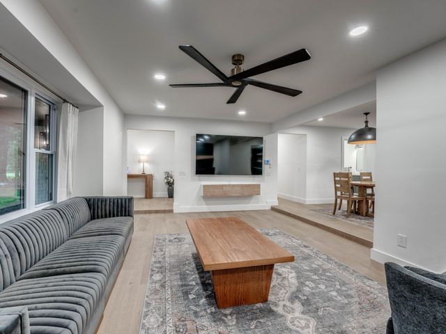 560 N 4395, Pryor, OK 74361