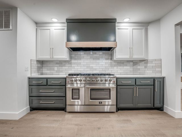 560 N 4395, Pryor, OK 74361