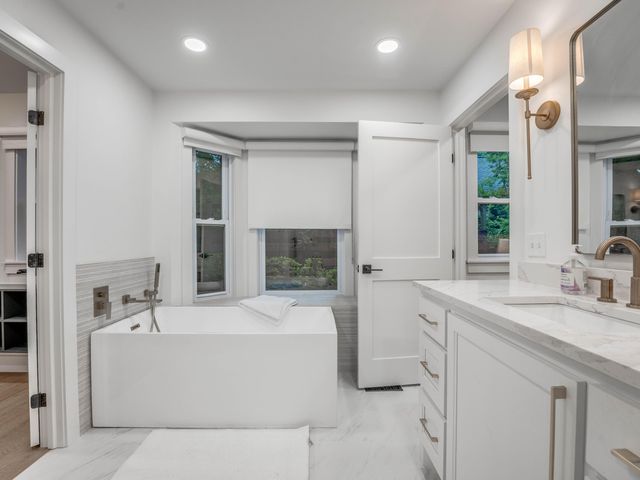 560 N 4395, Pryor, OK 74361