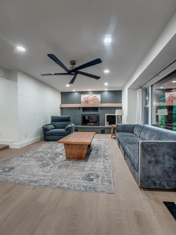 560 N 4395, Pryor, OK 74361