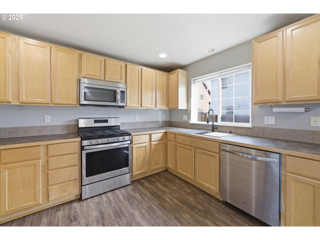 237 Nw SAGAN Loop, Sheridan, OR 97378