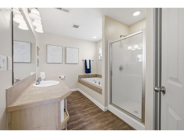 237 Nw SAGAN Loop, Sheridan, OR 97378