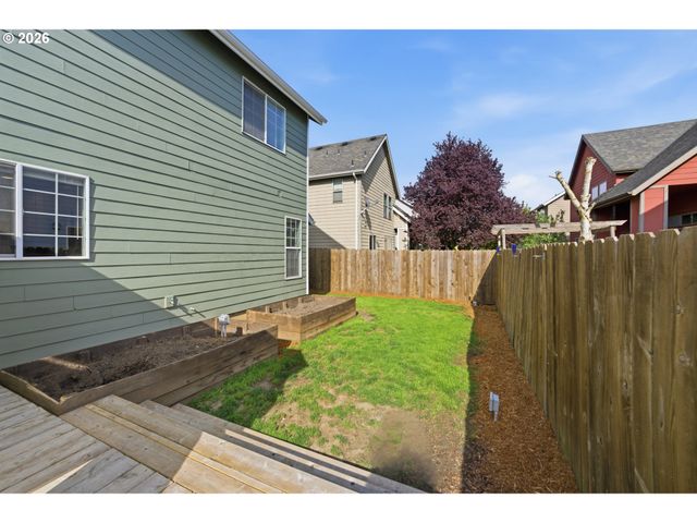 237 Nw SAGAN Loop, Sheridan, OR 97378