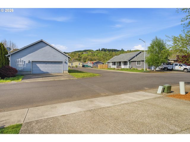 237 Nw SAGAN Loop, Sheridan, OR 97378