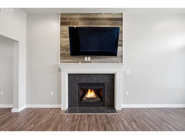 237 Nw SAGAN Loop, Sheridan, OR 97378