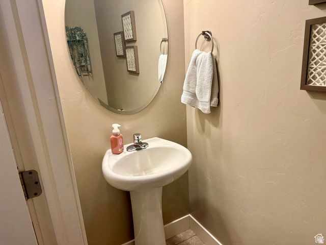 146 E CARBONELL WAY, Saratoga Springs, UT 84045